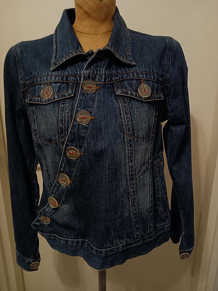 Product image 1 of 7