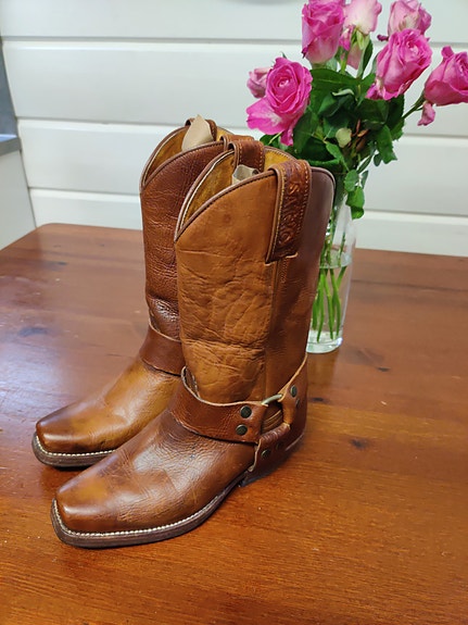 Naisten bootsit 36