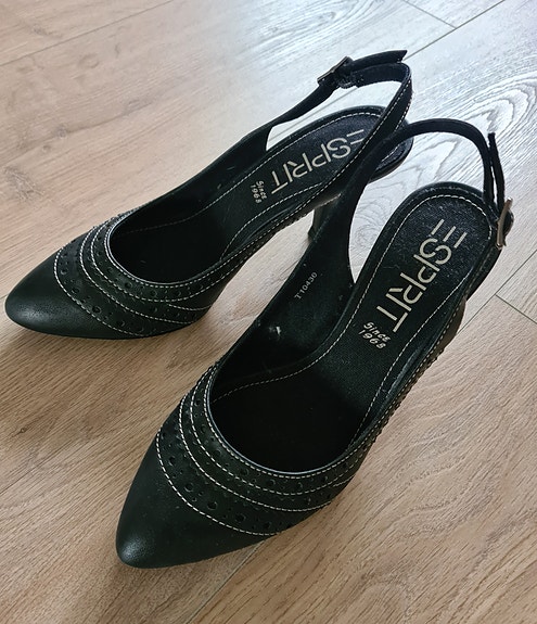 Esprit mustat korkokengät 37