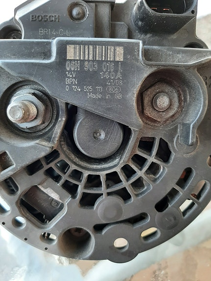 Audi laturi / generaattori