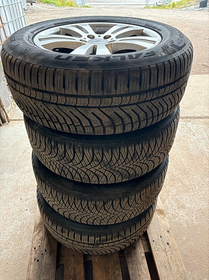 Mercedes GLK 320 cdi vm.08 Falken kitkapyörät 235/60 r 17 hyvillä vanteilla