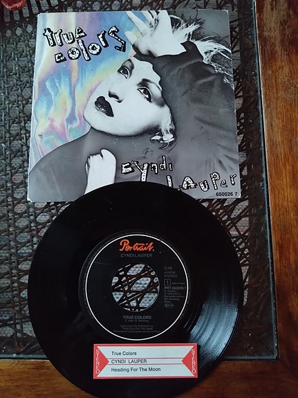 Cyndi Lauper 7" True colors