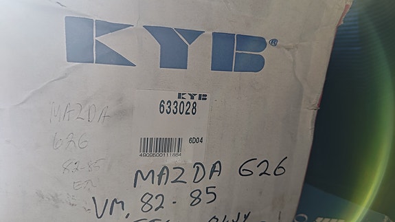 Mazda 626 etuiskarit uudet VM 82-85 välille