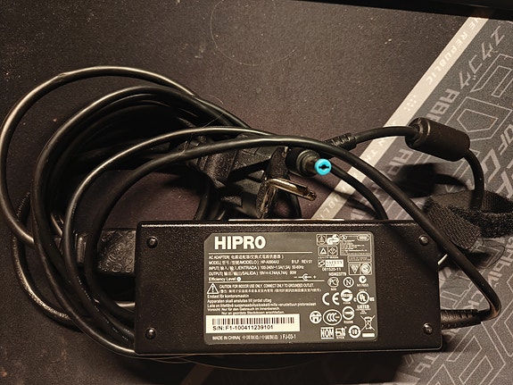 Acer kannettavan tietokoneen virtalähde