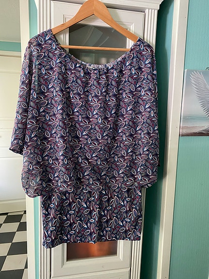 Product image 1 of 6