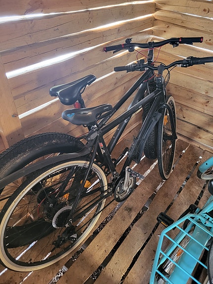 DBS Maantiepyörä 28"