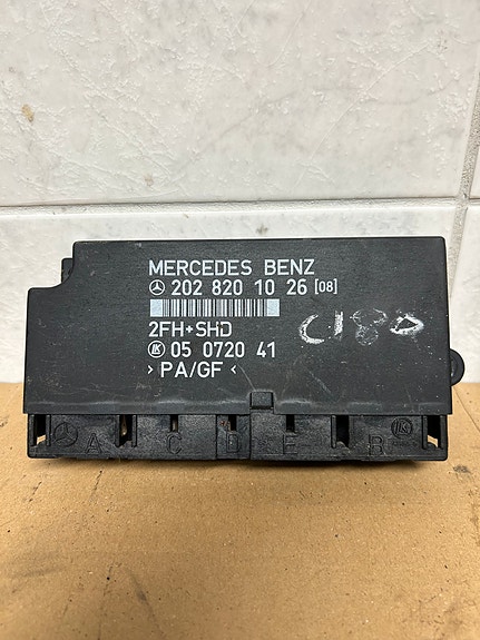 Mercedes-Benz C W202 mukavuusmoduuli