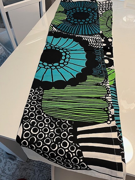 Marimekko Siirtolapuutarha, Louekari 2009 pöytäliina
