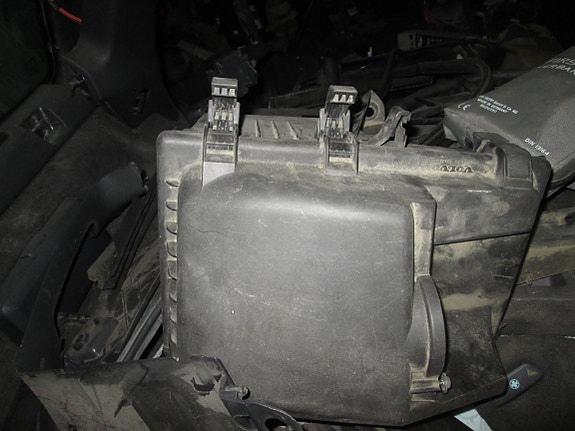 Volvo V 70 Ilmansuodatinkotelo