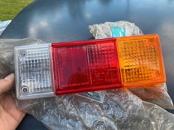 Mazda B-sarja Pick-Up Takavalon Linssi Alkuperäinen 89-