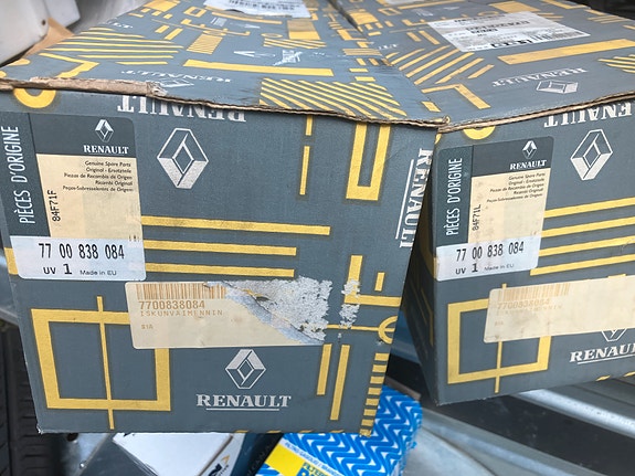 Renault Clio I Etuiskarit Alkuperäiset '98