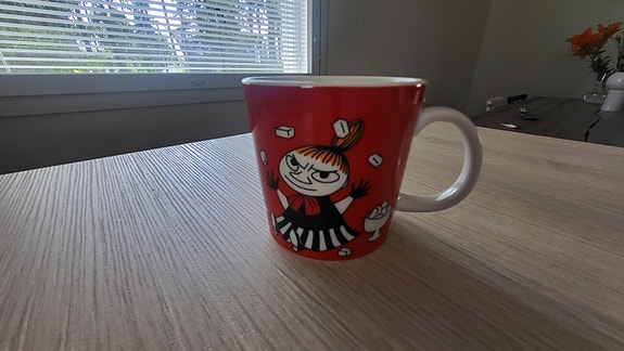 Myydään Muumi muki Pikku Myy, punainen