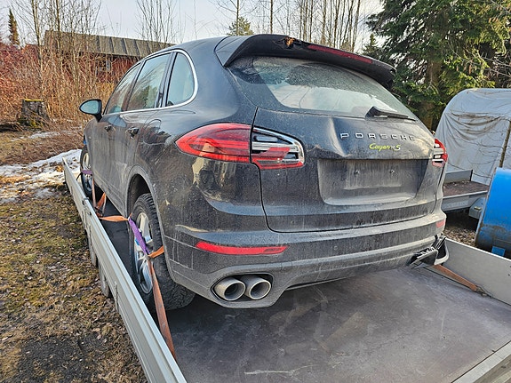 Porsche Cayenne S e-hybrid