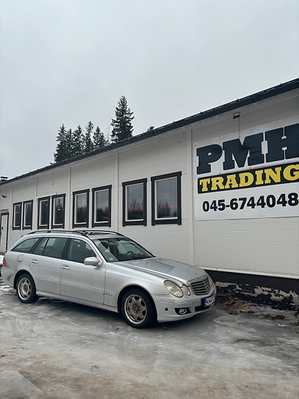 Mercedes Benz E 320 cdi w211 vm.08 facelift Myydään osina
