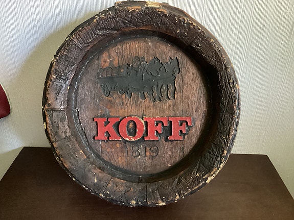 Vintage koti mökki  Koff tynnyrin pääty Bar pub äijäluola mainos keräily