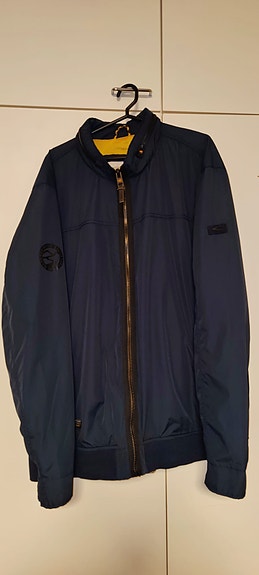 Uusi Camel active takki koko 60