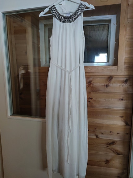 VeroModa juhlamekko XS