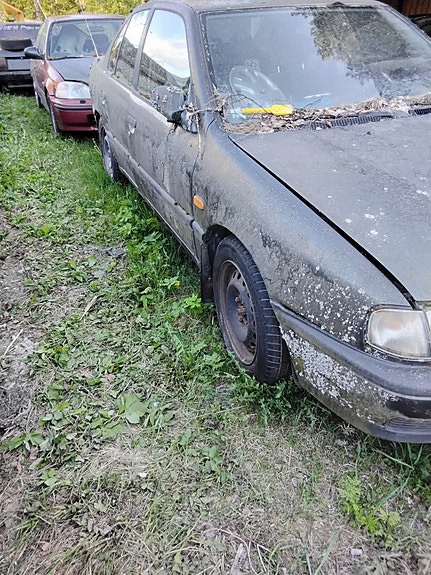 Nissan primera p10 2.0 löytyy myös 1.6
