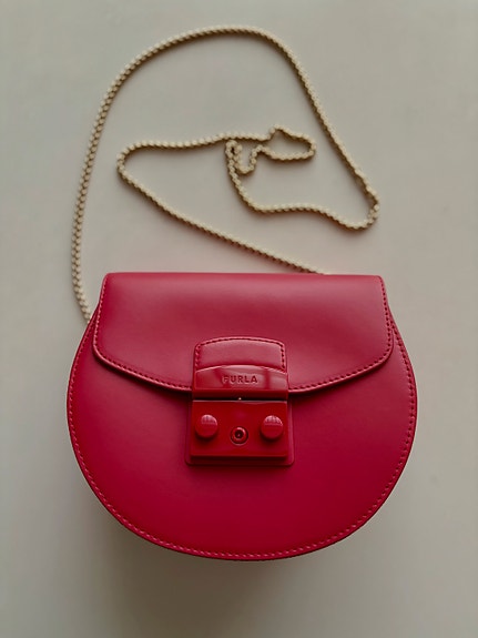 Uusi! Punainen Furla Metropolis Crossbody laukku, ovh 280