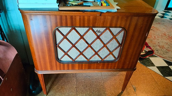 Luxor Mignon 1949 Radio Levysoitin