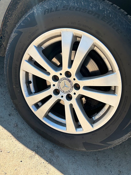Mercedes GLK 17" alut + 235/60 r 17 kitkapyörät