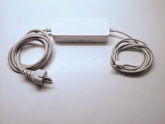 Apple Mac Mini 85W Power Adapter virtalähde A1105