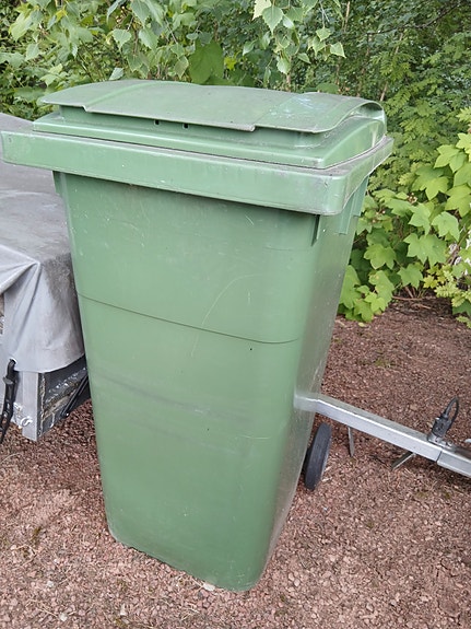 Vihreä jäteastia 240l