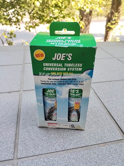 Tubeless conversion kitti Joe's no flats