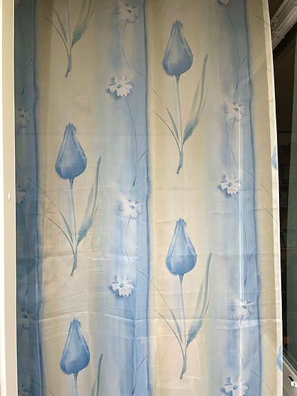 Kevyet kukkakuvioiset verhot 2 kpl (150x240 cm)