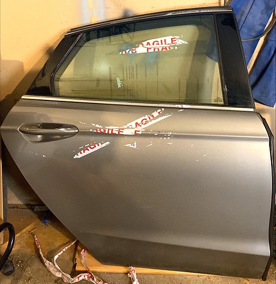 FORD Mondeo MK 5 Hatchback  Repsikan puoleinen takaovi