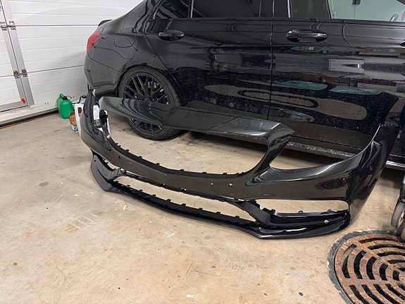 MB C63AMG etupuskuri org.