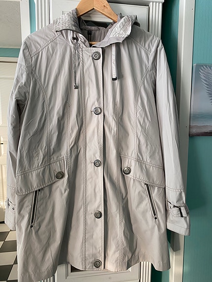 Product image 1 of 7