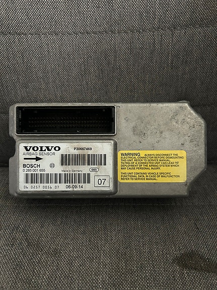 Volvo airbag ohjainyksikkö