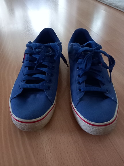 Puma kengät  koko 39