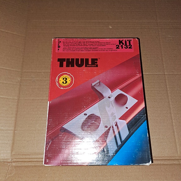 Thule 2132 jalkasarja Renault 19