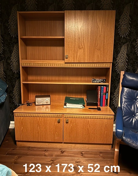 Upea teak kirjahylly