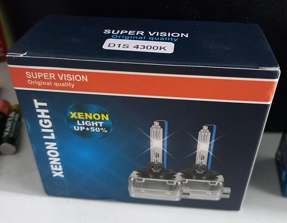 Polttimot Xenon D1S 2 kpl