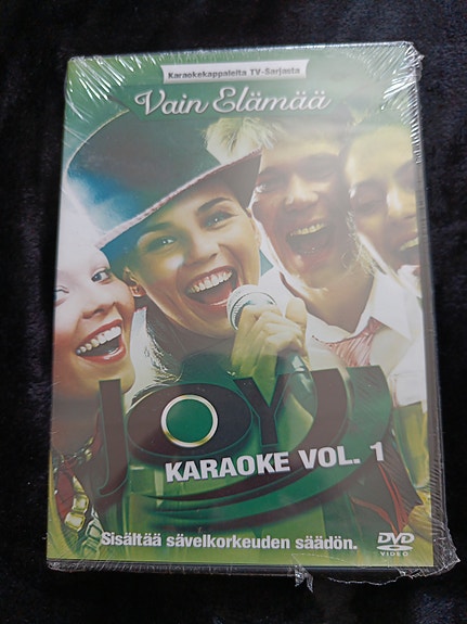 Vain elämää karaoke