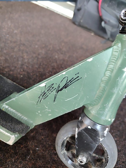 Product image 6 of 7