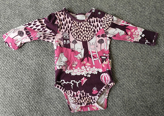 Muumi vauvan body 68
