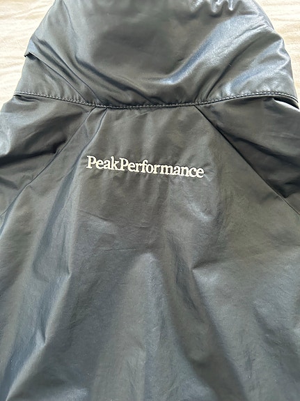 Peak Performance takki