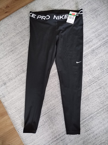 Nike treenilegginsit, L