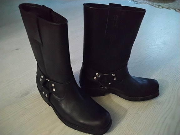 Johnny Bulls Bootsit 4829, musta, koko 41.