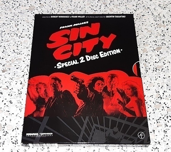 Sin City Special 2-Disc Edition (DVD)