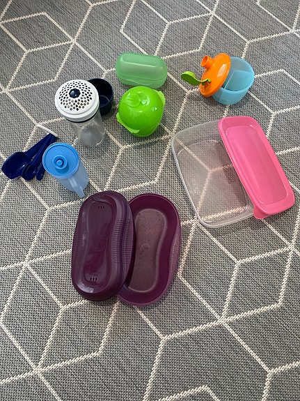 Tupperware astioita