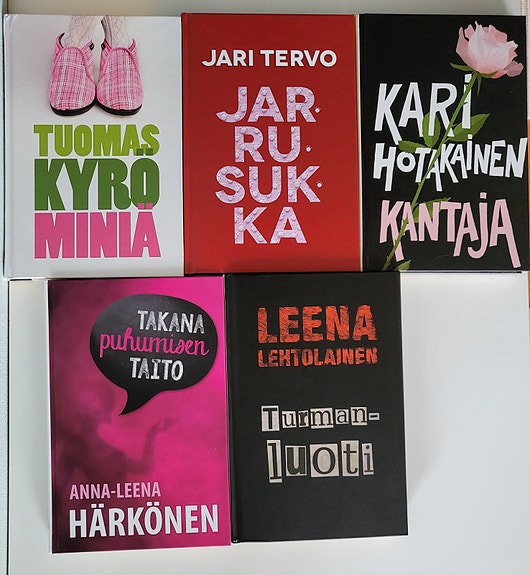 Ruusun ja kirjan päivän teoksia, 5 kpl + bonuskirja
