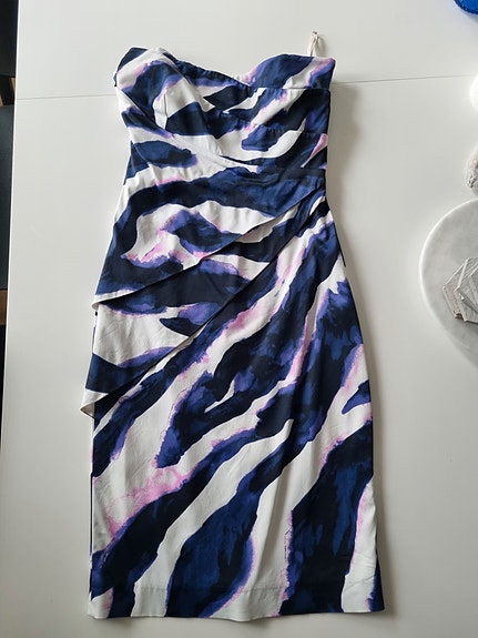 Karen Millen mekko