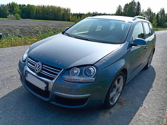 Volkswagen Golf V 2.0 TDI 16V farm. -08