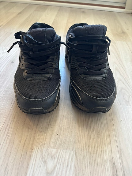Nike Air Max (musta, koko 36.5)