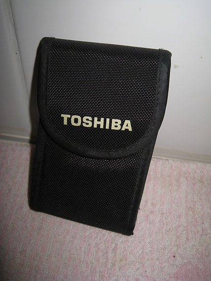 Toshiba kännykkäpussi